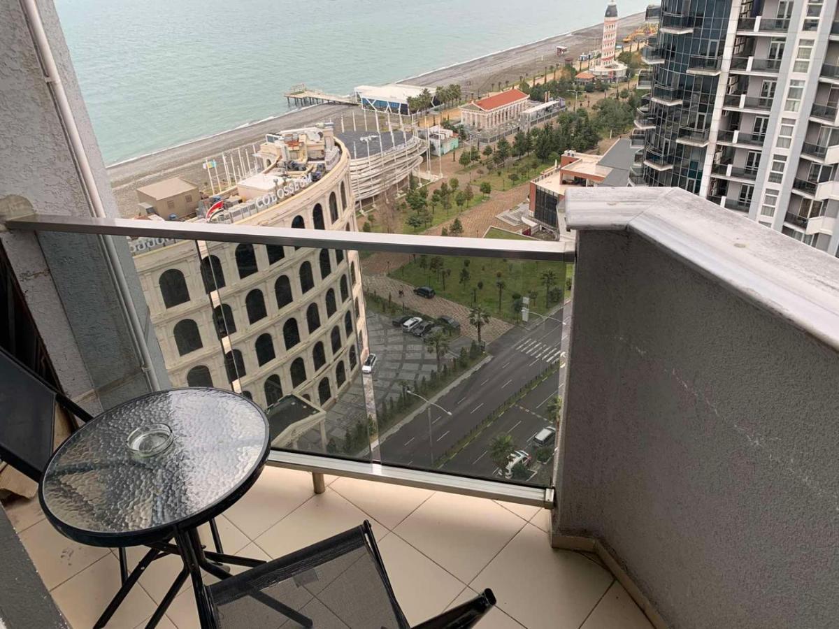 Apart Hotel Luxor Batumi Ngoại thất bức ảnh