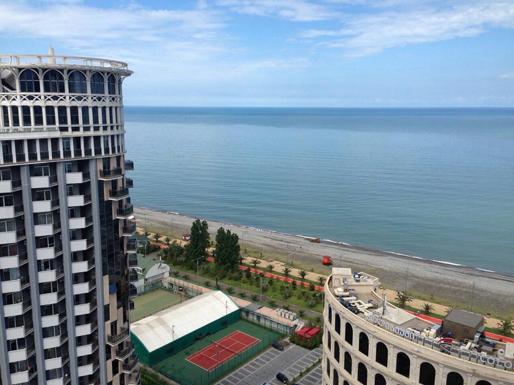 Apart Hotel Luxor Batumi Ngoại thất bức ảnh