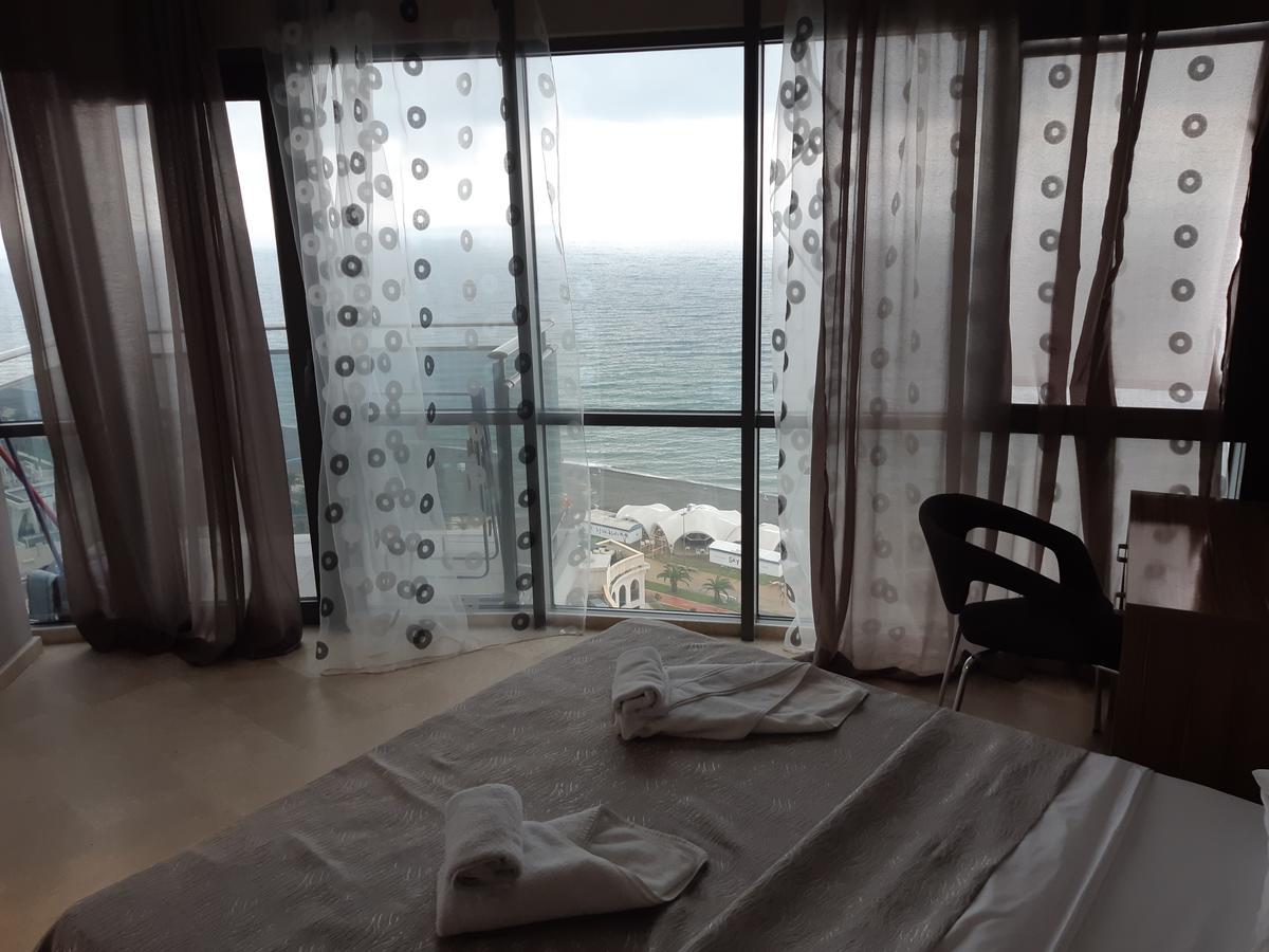Apart Hotel Luxor Batumi Ngoại thất bức ảnh