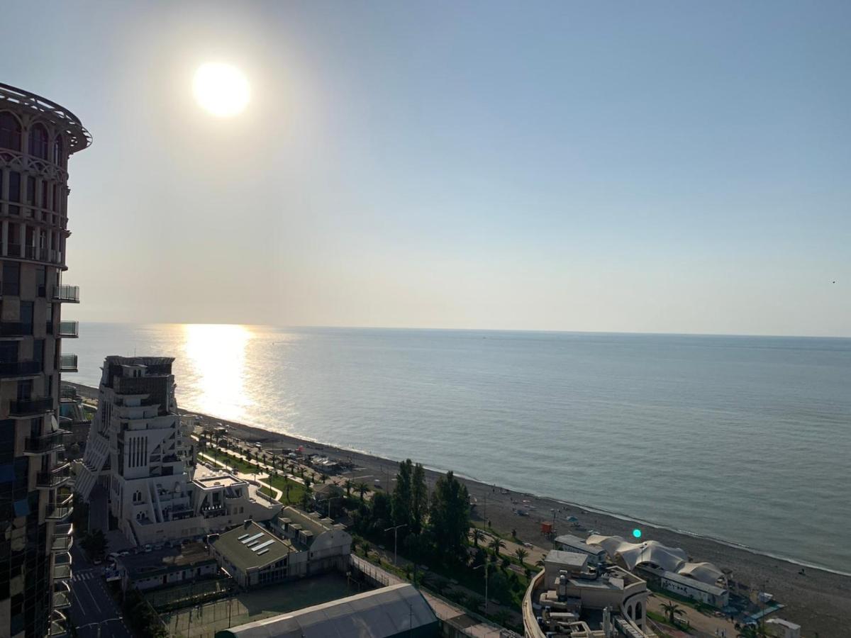 Apart Hotel Luxor Batumi Ngoại thất bức ảnh