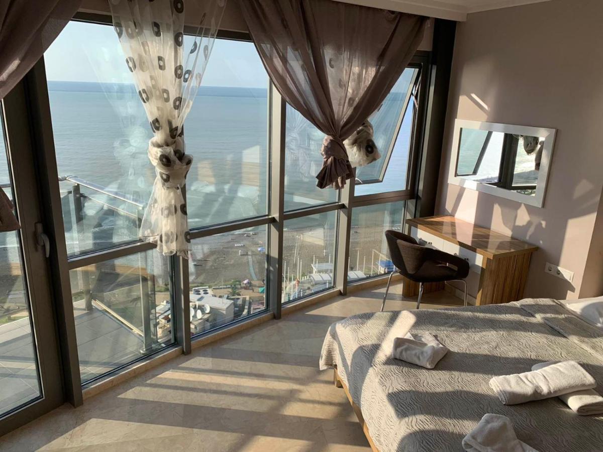 Apart Hotel Luxor Batumi Ngoại thất bức ảnh